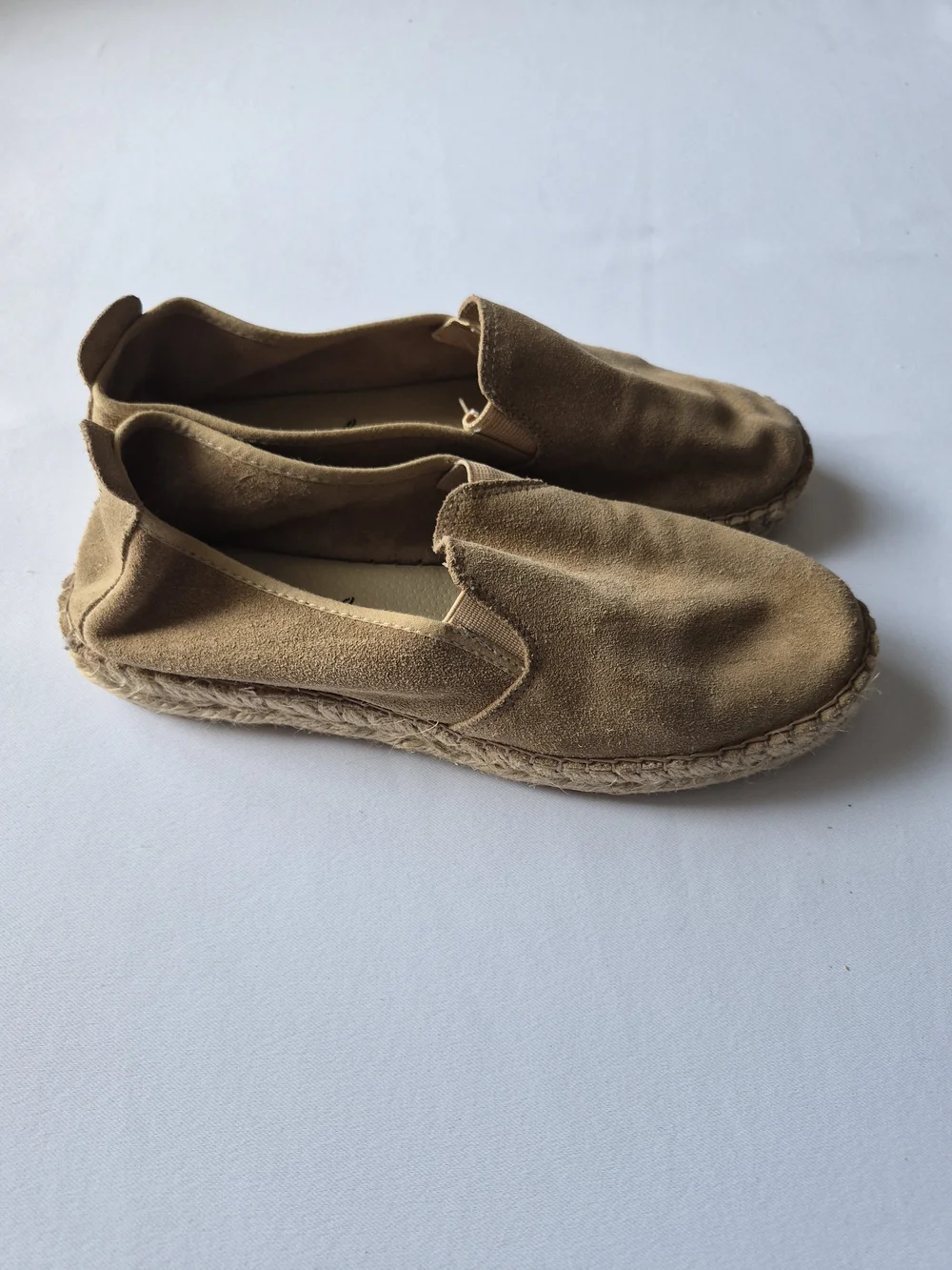 Free People Tan Suede Slip On Loafers Espadrilles Made in Spain Sz39